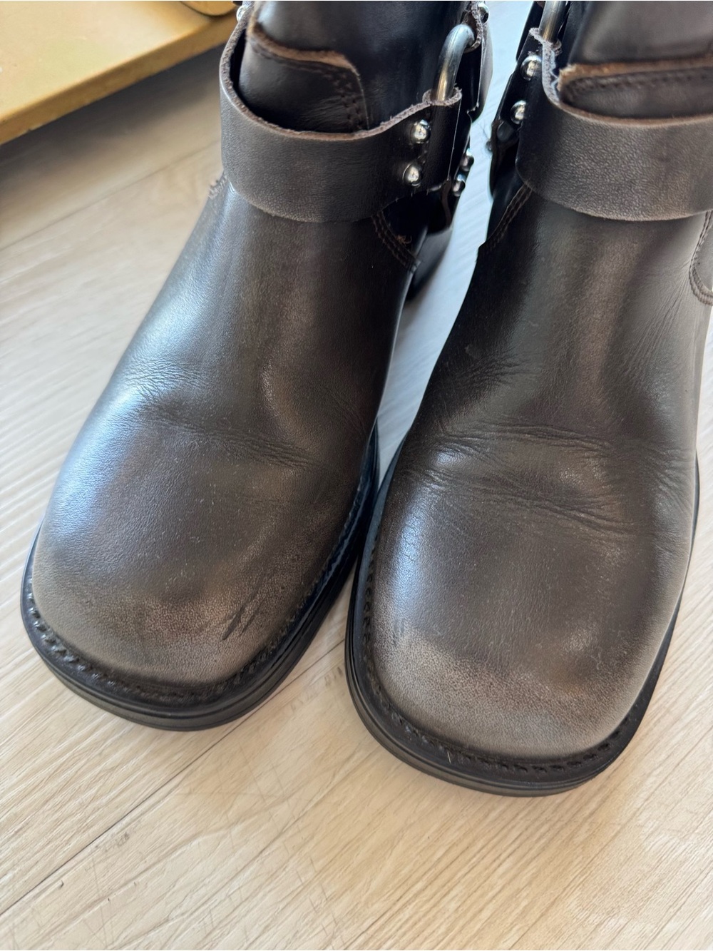 steve madden rocky brown distressed boot - Picture 11 of 15